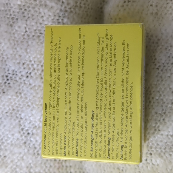 Rodial Anti-Ageing Bee Venom Eye Cream, 25ml/0.80fl oz - Picture 9 of 13